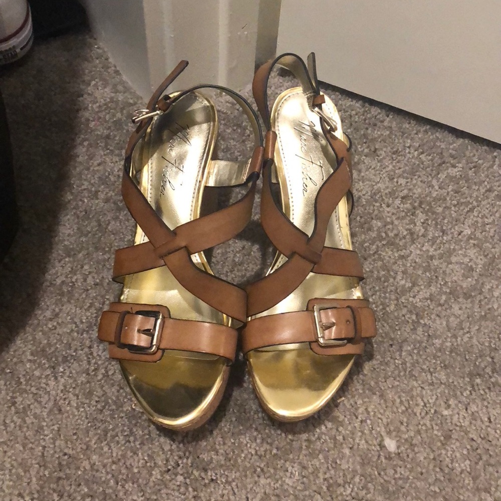 Marc Fisher wedges